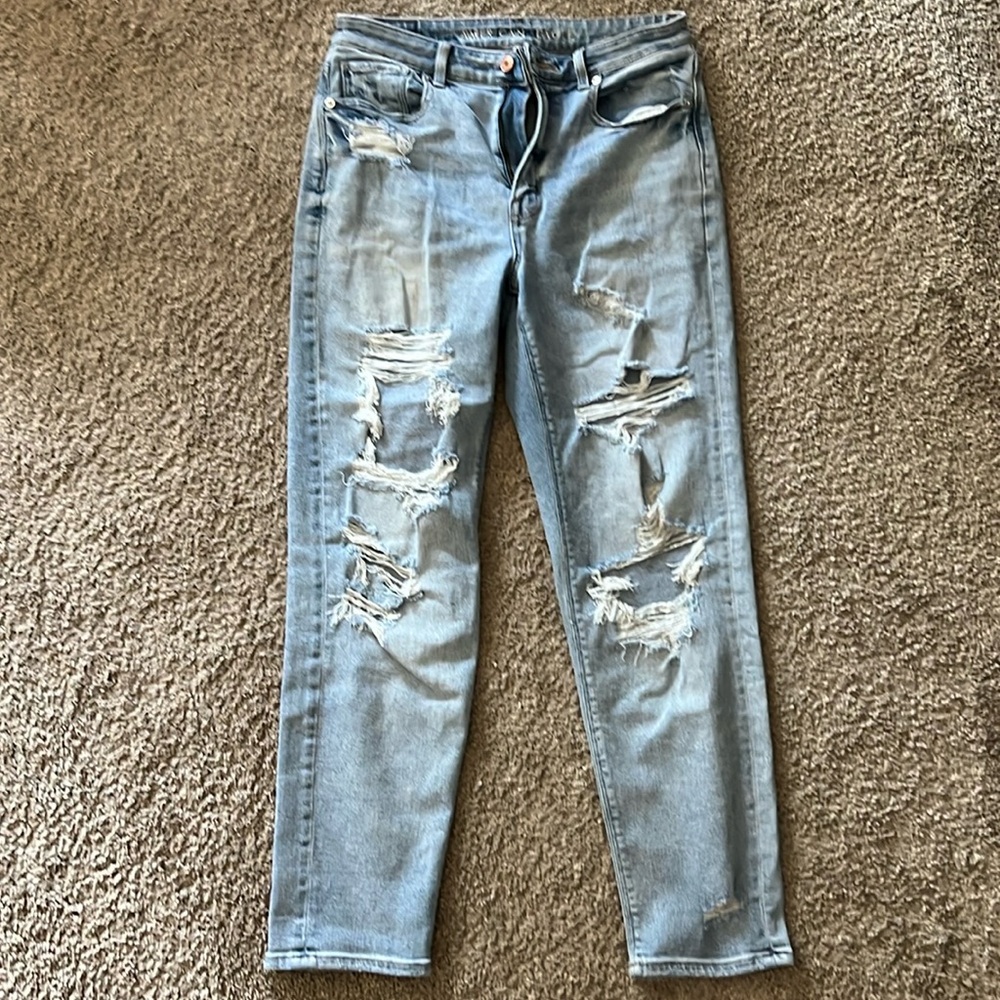 American Eagle | Mom Jean | Stretch | Size 6